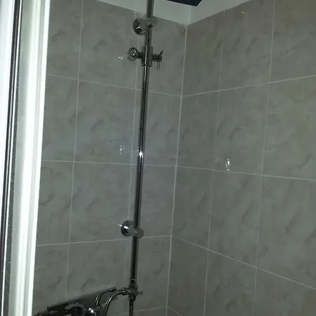 Express Nocleg ze śniadaniem 4*