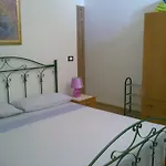Express Bed and breakfast 3*