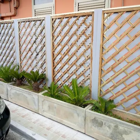 Express 莱韦拉诺