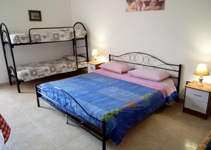 Bed & Breakfast Express